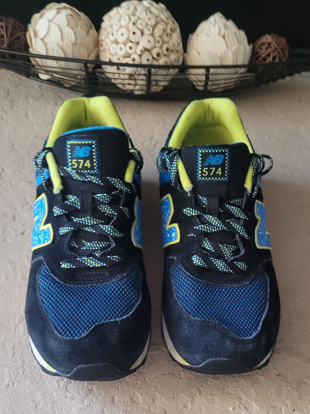 Size 7 M New Balance 574 Classics Blue/Black Men Sneakers KL57403G